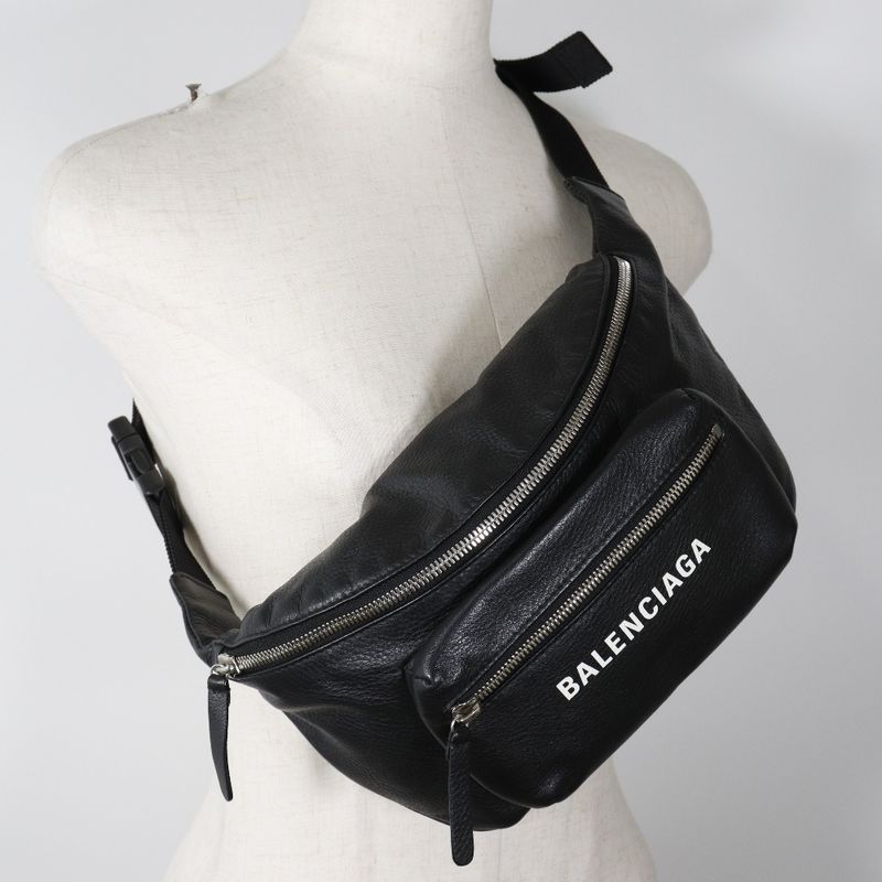 Balenciaga Everyday 529765 Dlq4n 1000 Leather Unisex Waist Bag
