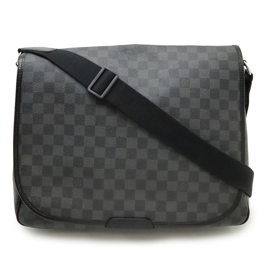 Louis Vuitton Damier Graphite Daniel GM Messenger Bag Shoulder Bag Crossbody