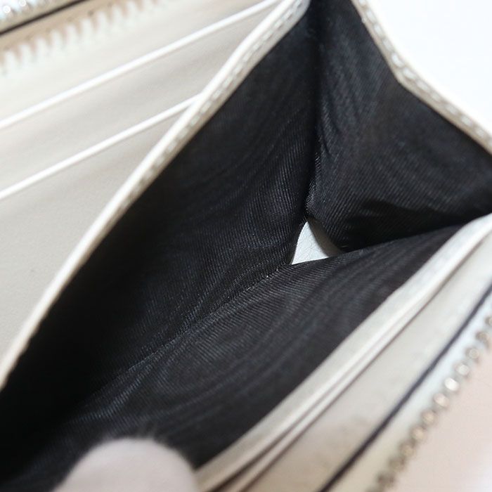 Gucci L Shaped Zipper Wallet GG Embossed 657571 Round Zipper Wallet Leather