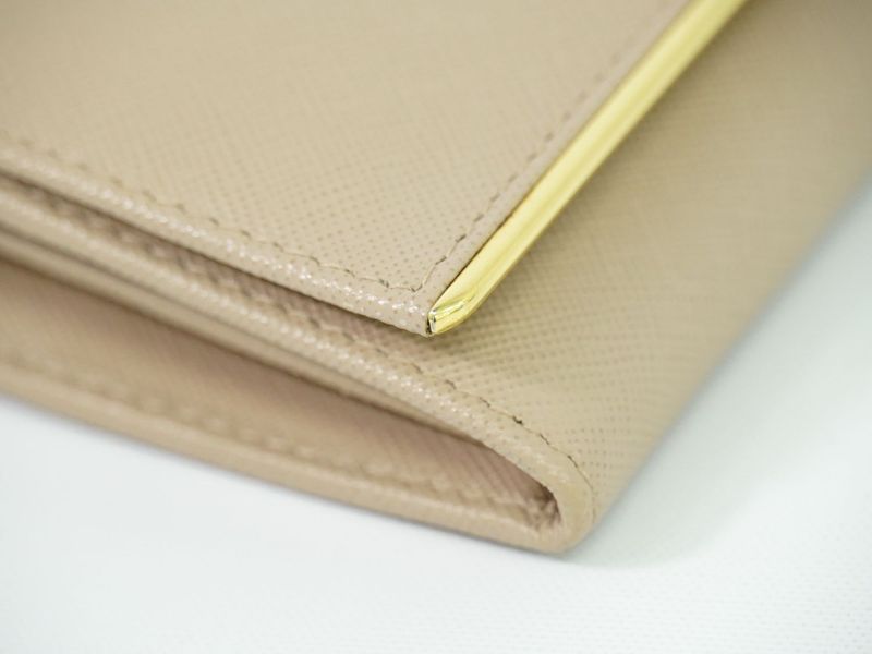 Authentic Prada Leather Long Wallet Long Wallet Pink Beige Wallet Pre-owned