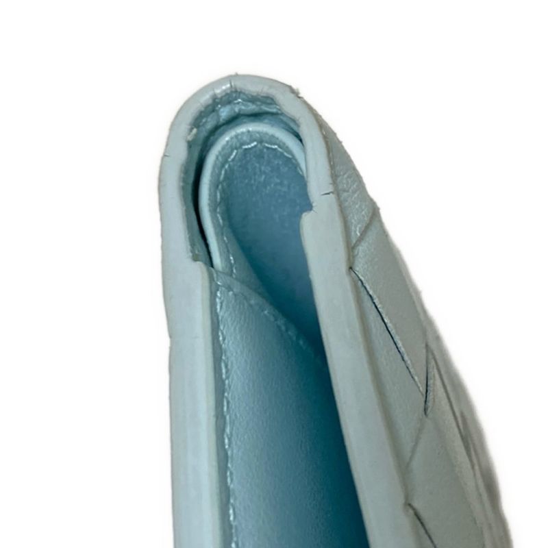 Bottega Veneta Bifold Wallet In Maxi Intrecciato Light Blue Leather