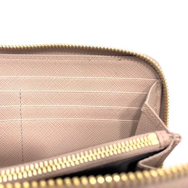 Prada Round Zipper Long Wallet Beige 1ml506 Wallet Excellent Condition