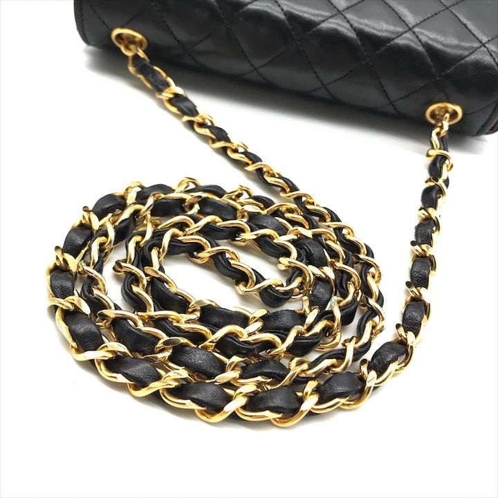 Chanel CC Logo Mini Quilted Turnlock Lambskin Chain Shoulder Bag Black