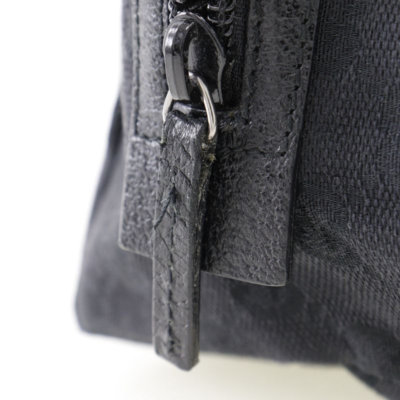 Gucci 124542 GG Canvas Ladies Handbag