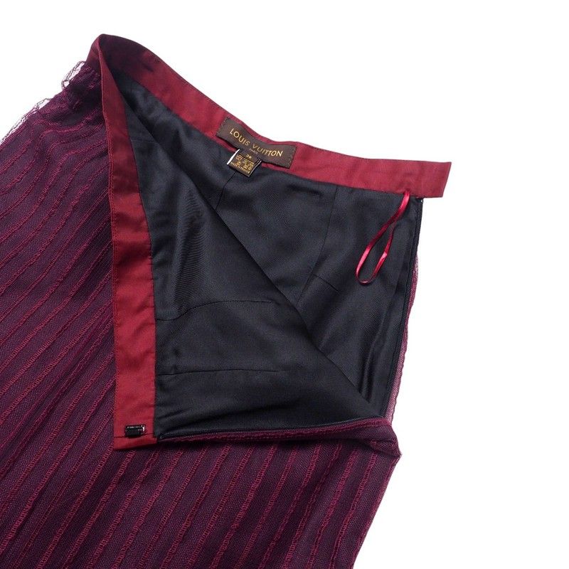 Louis Vuitton Skirt Size 36 Lace Tight Skirt Back Ribbon Beaded Dove Decoratio