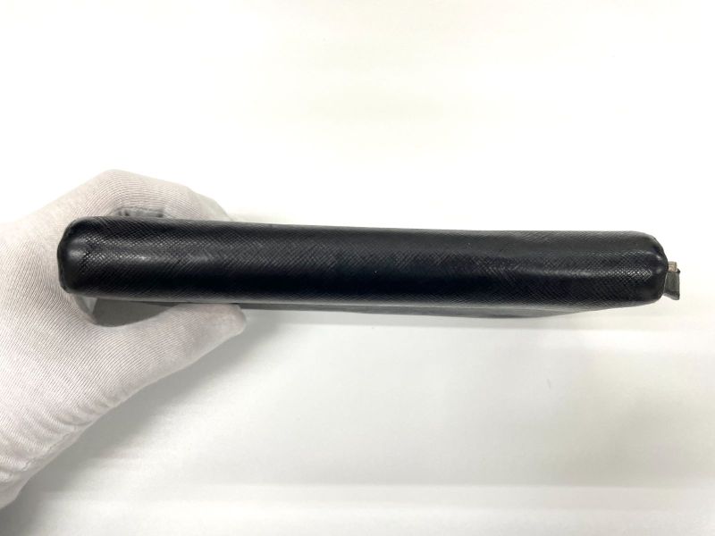 Prada Saffiano Leather Round Zipper Long Wallet Long Wallet Black Made In Italy