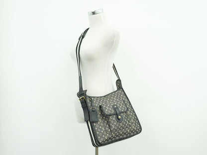 Authentic Louis Vuitton LV Buzas Marie Kate Monogram Mini Shoulder Bag Pochette