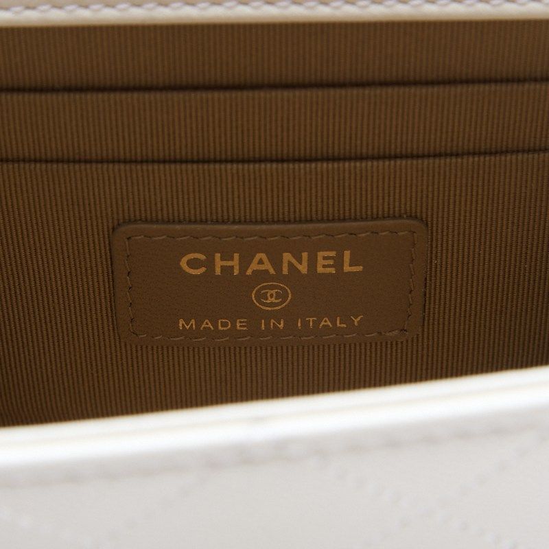 Chanel Mini Matelasse Pearl Chain Shoulder Lambskin White With Gold Hardware