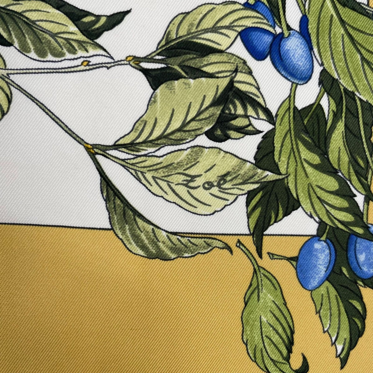 Hermes Carre 90 Scarf AU Coeur Des Bois in the Forest 100% Silk Yellow — view 9