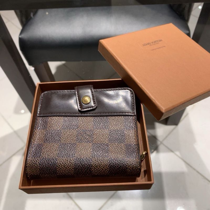 Authentic Louis Vuitton Damier Compact Folding Wallet