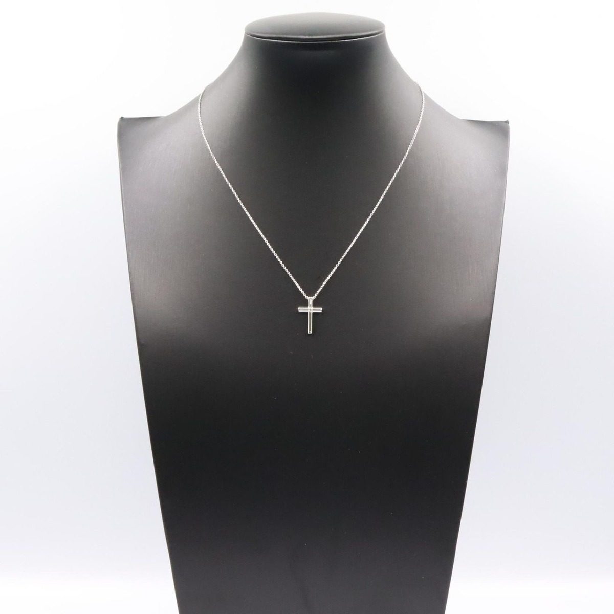 Tiffany & Co Necklace Cross 40.5 cm 18k White Gold Diamond — view 6