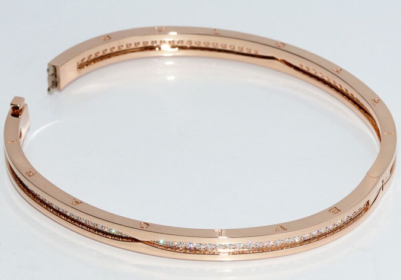 Bulgari Bracelet Bangle 18K Pink Gold Diamond 101ct Bzero1 Bracelet M Spiral