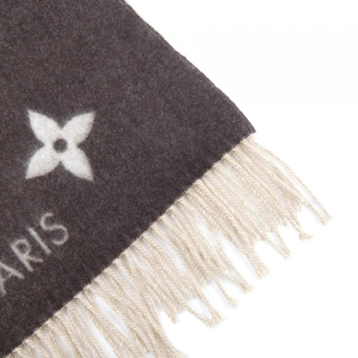 Louis Vuitton Reykjavik Gradient Scarf — view 2