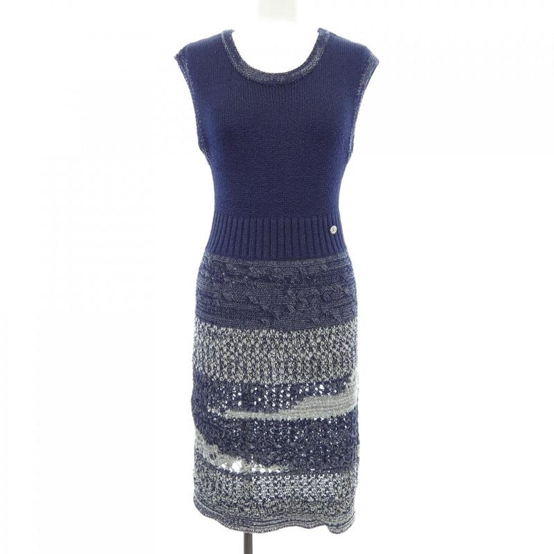 Chanel Size 34 Navy Dress