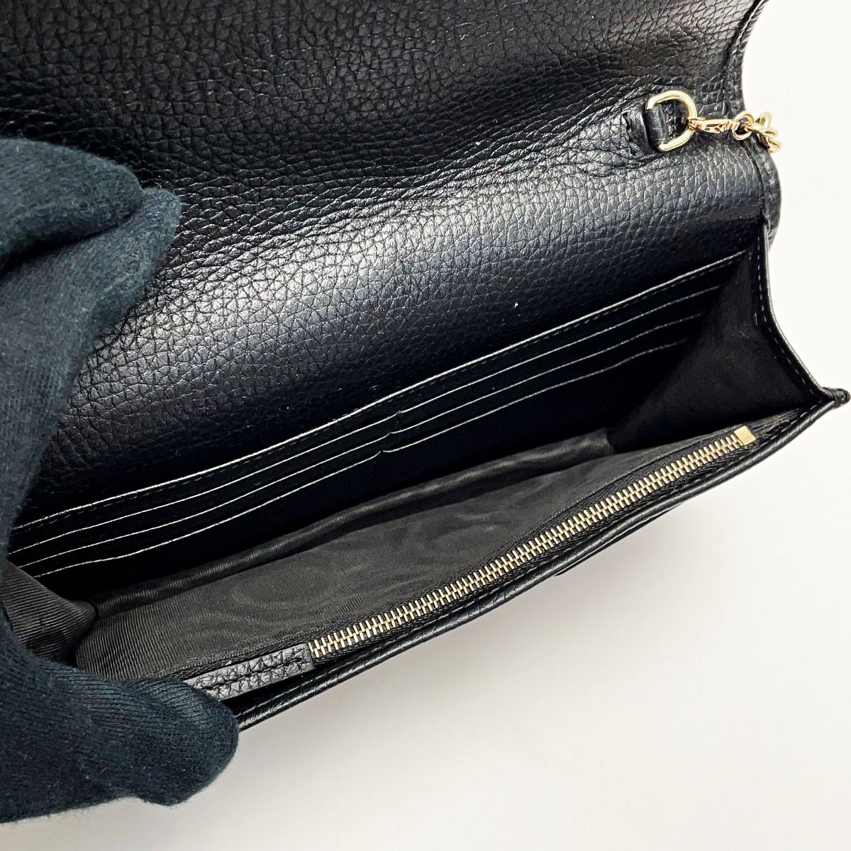 Gucci Soho 598211 Black Shoulder Bag Interlocking GG Women's Gold