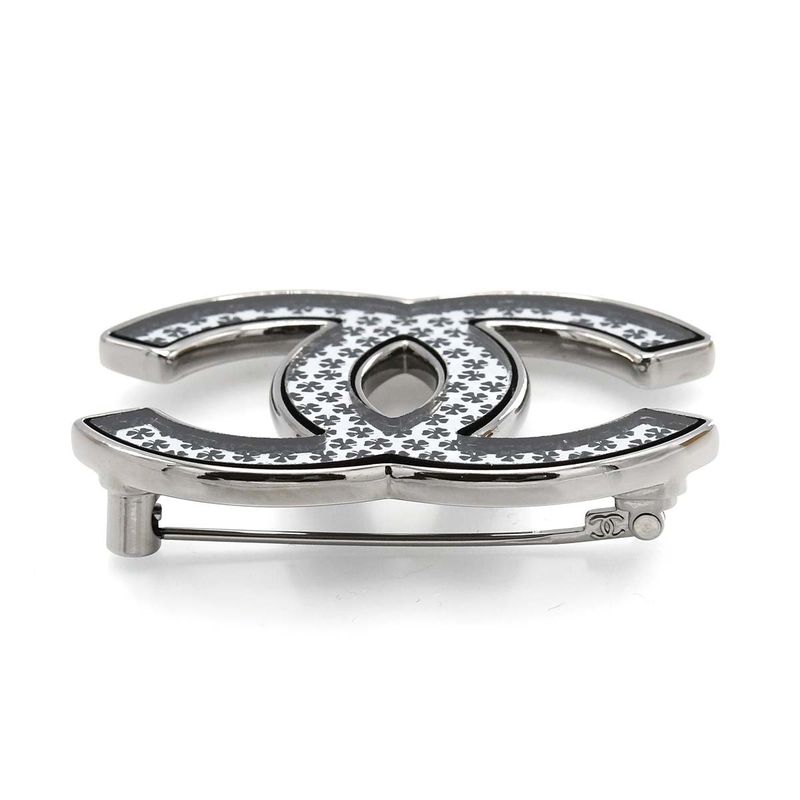 Chanel Brooch Metal Coco Mark Clover Pattern A24S 14.6g Accessories Box Bag