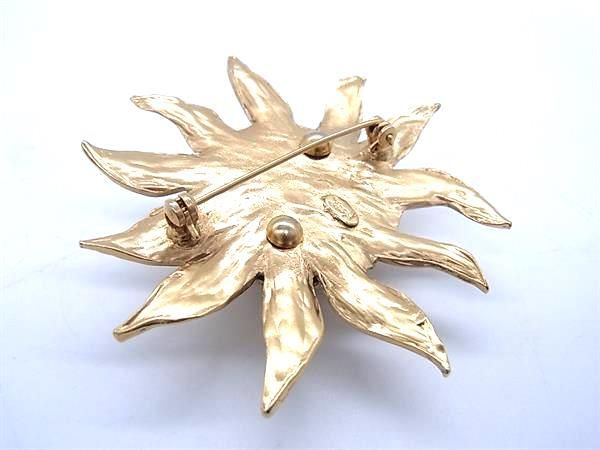 Yvessaint Laurent Yves Saint Laurent Vintage Pin Brooch Pin Badge