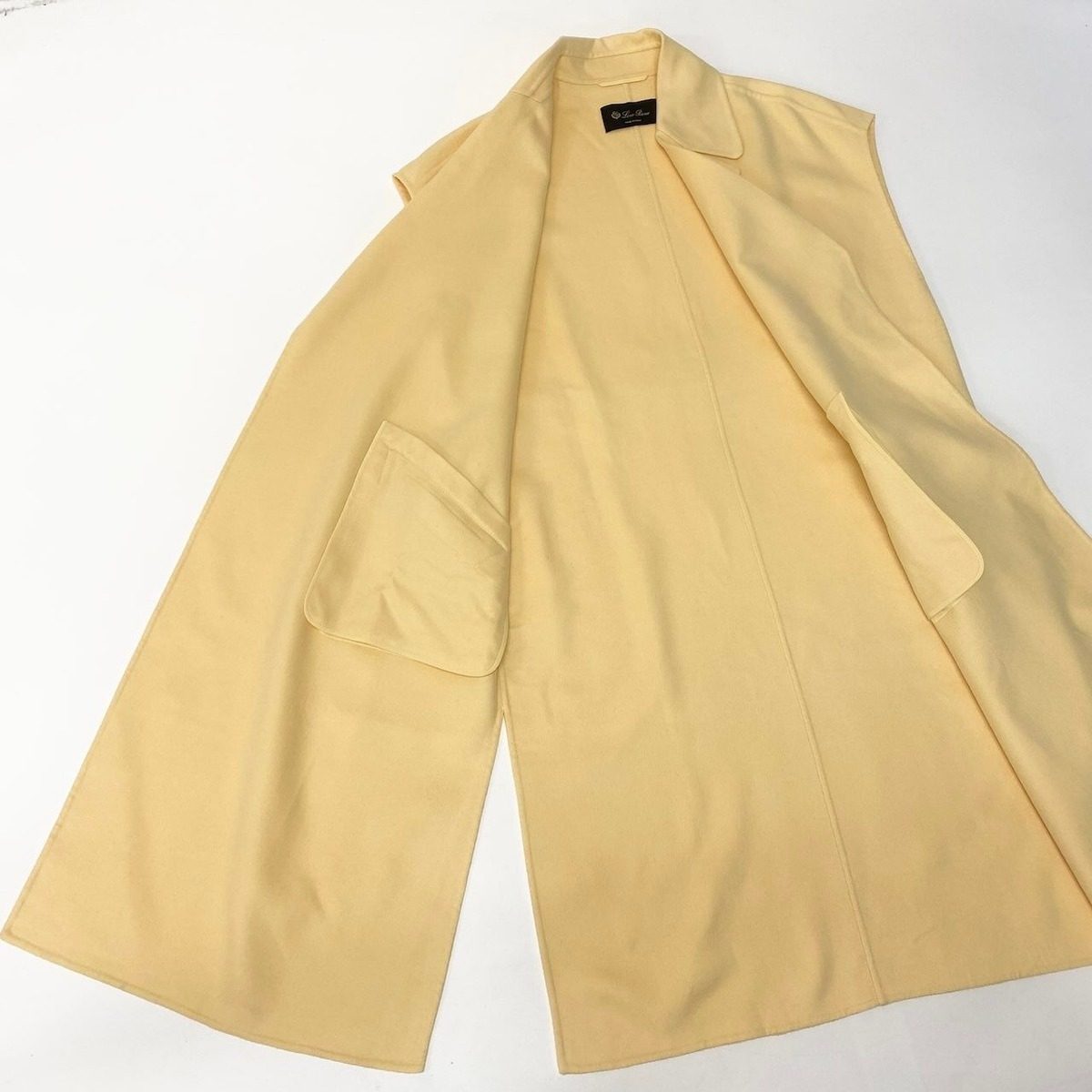 Loro Piana Cashmere Sleeveless Coat M Yellow with — view 4