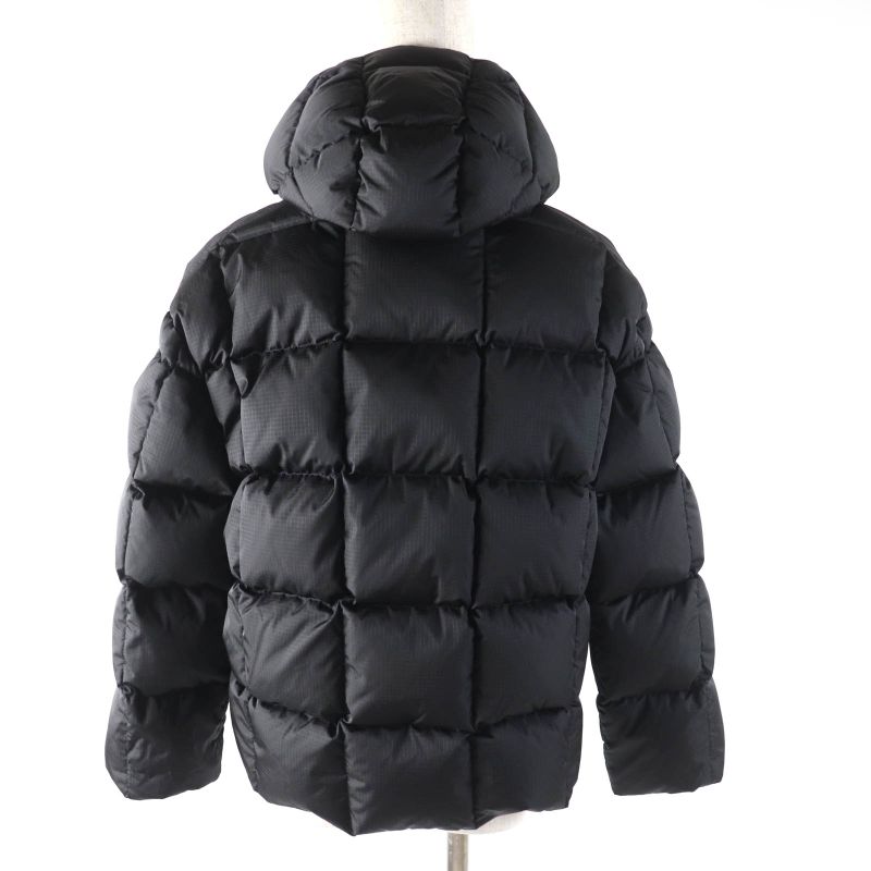 Louis Vuitton 2023 1aaijb Long Sleeve Pillow Puffer Jacket With Hood Monogram