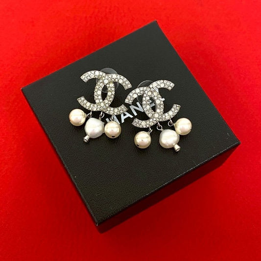 Chanel Coco Mark Motif Plated Rhinestone Faux Pearl 17BK