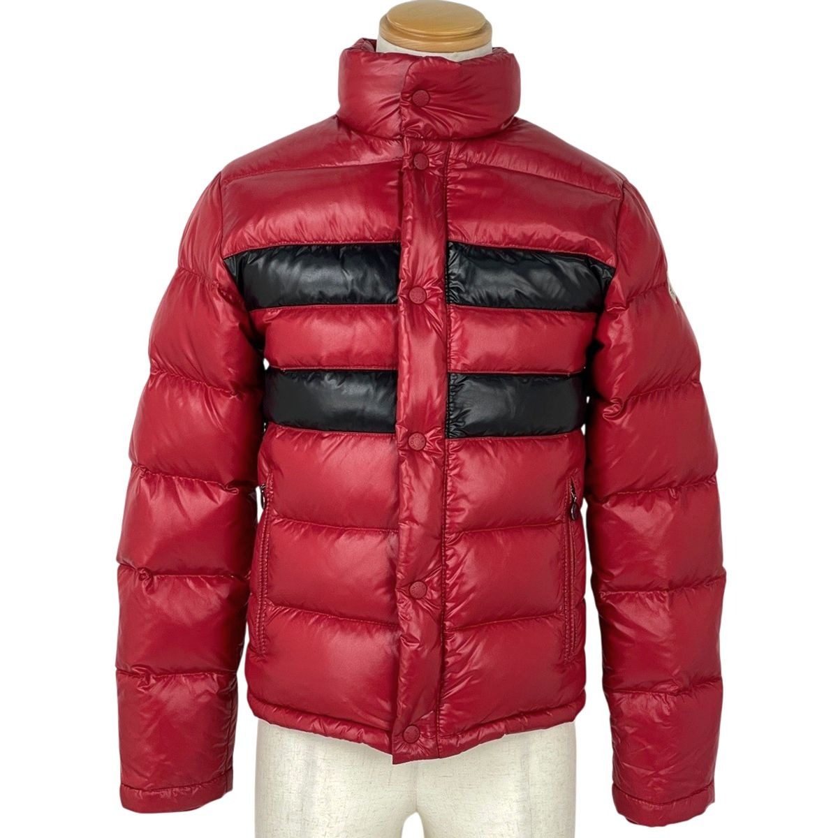 Moncler Thomas Down Jacket Border Red Black