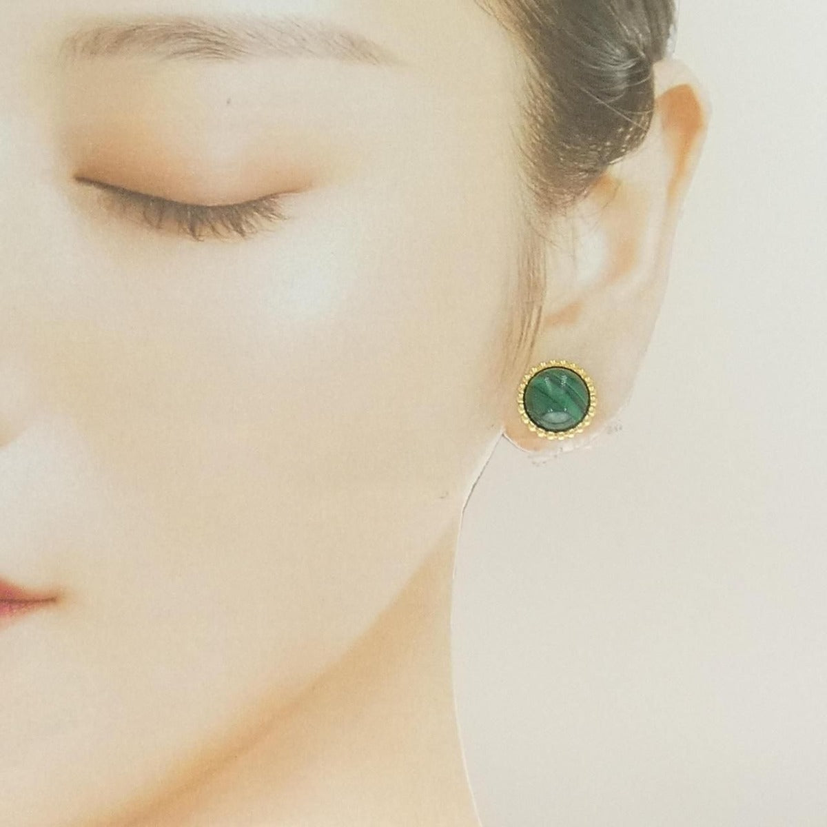 Van Cleef & Arpels Perlee Couleurs Earrings — view 4