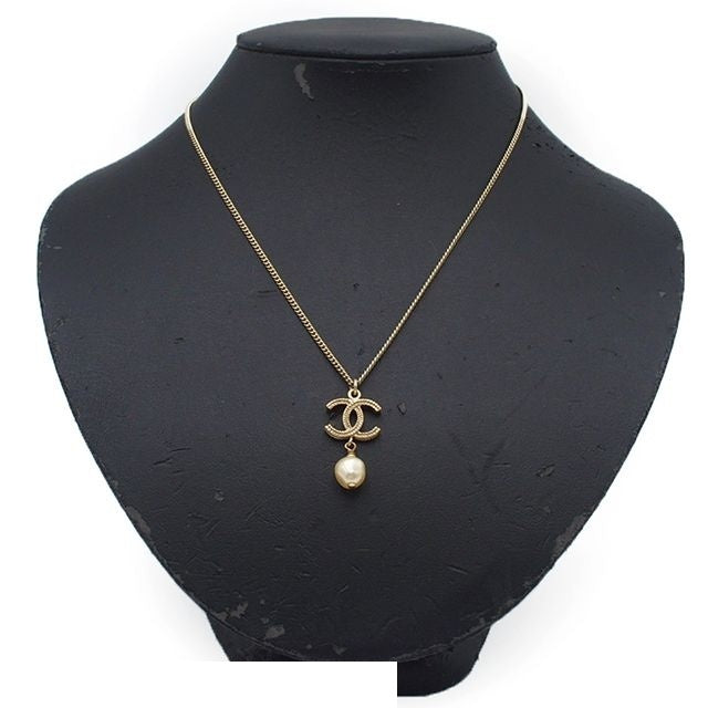 Chanel Necklace Gold Metal Costume Pearl CC Logo — view 8