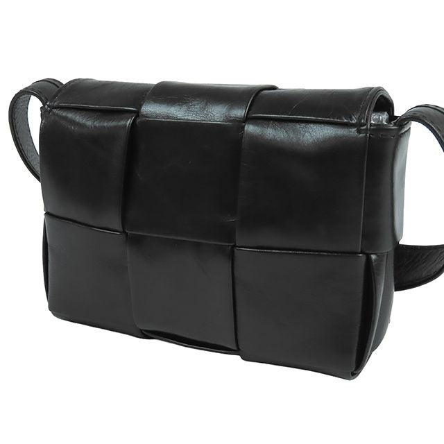 Bottega Veneta Candy Cassette Vcq 72 Black Leather Shoulder Bag — view 2