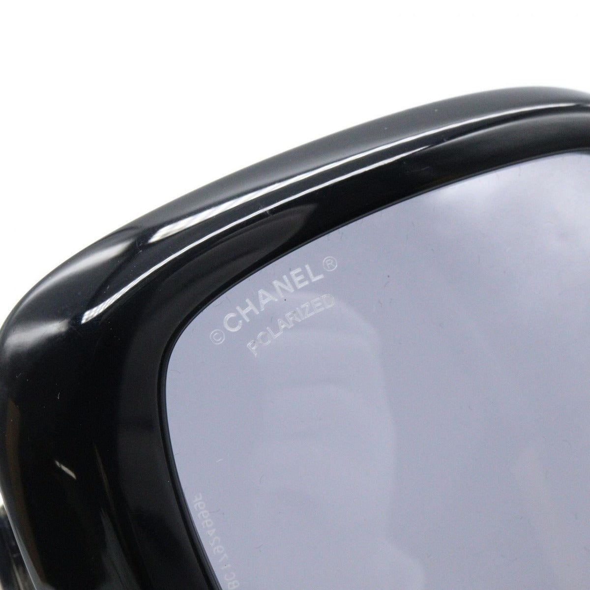 Chanel Sunglasses 501 T8 Black — view 6
