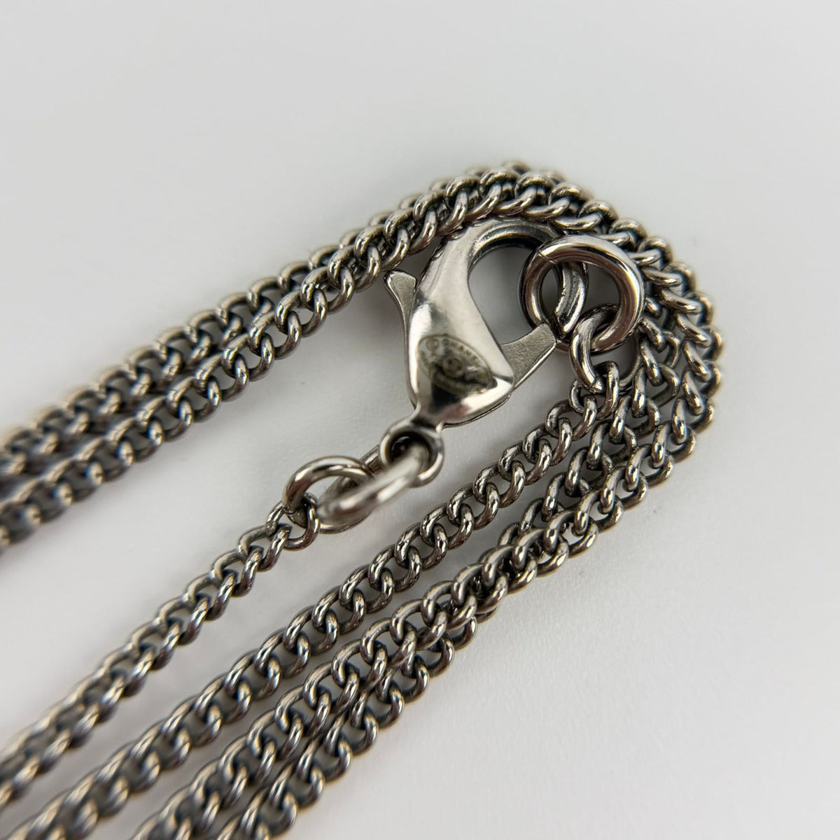 Chanel CC Logo Necklace Vintage — view 7