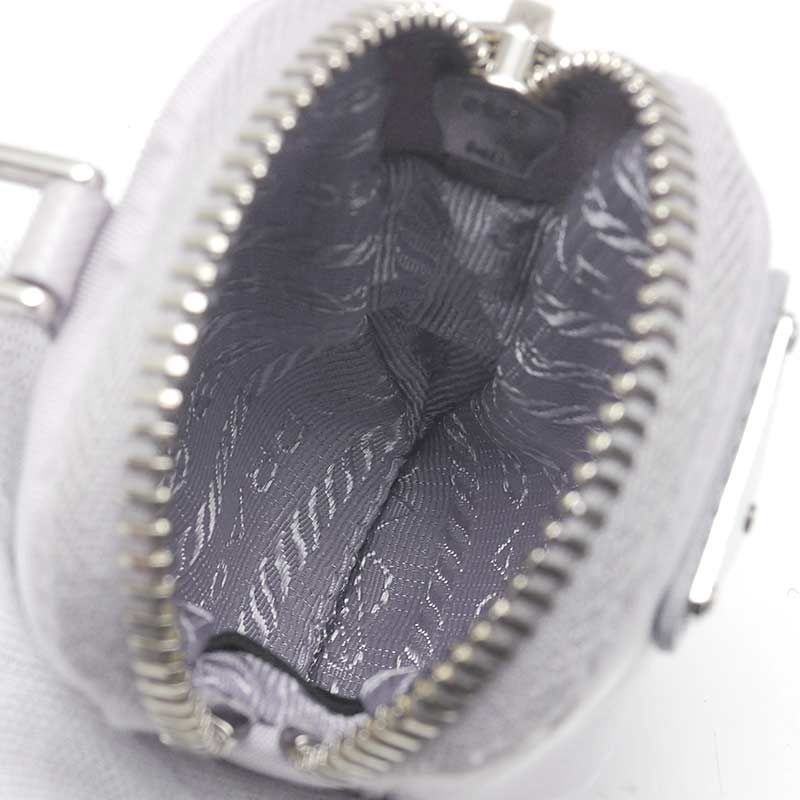 Prada Re-edition 2005 Shoulder Bag 1bh204 With Pouch