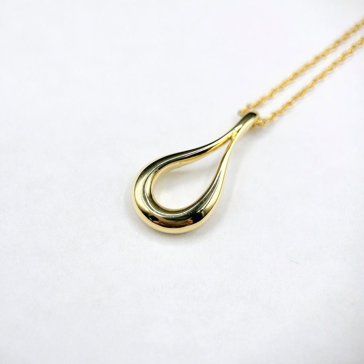 Tiffany & Co Opentia Yellow Gold Necklace 40 cm — view 2