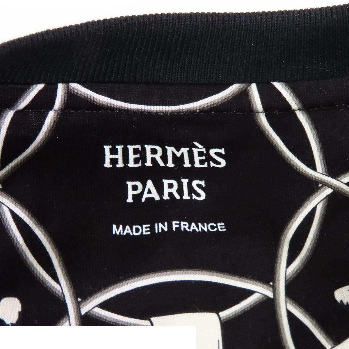 Hermes T-Shirt Black White Cotton la Promenade du Matin Morning Walk All Over — view 7