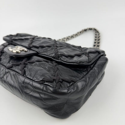 Chanel CC Logo Ultra Stitch Chain Shoulder Bag Black Leather Vintage — view 9