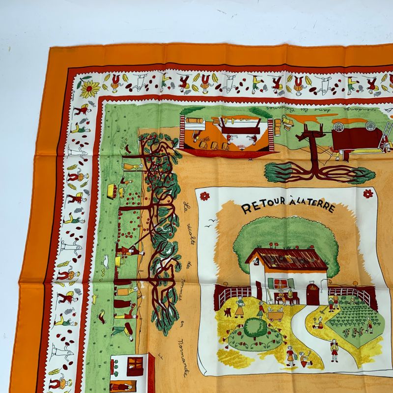 Hermes Carre 90 RE TOUR A LA Terre Homeward Silk Scarf Orange
