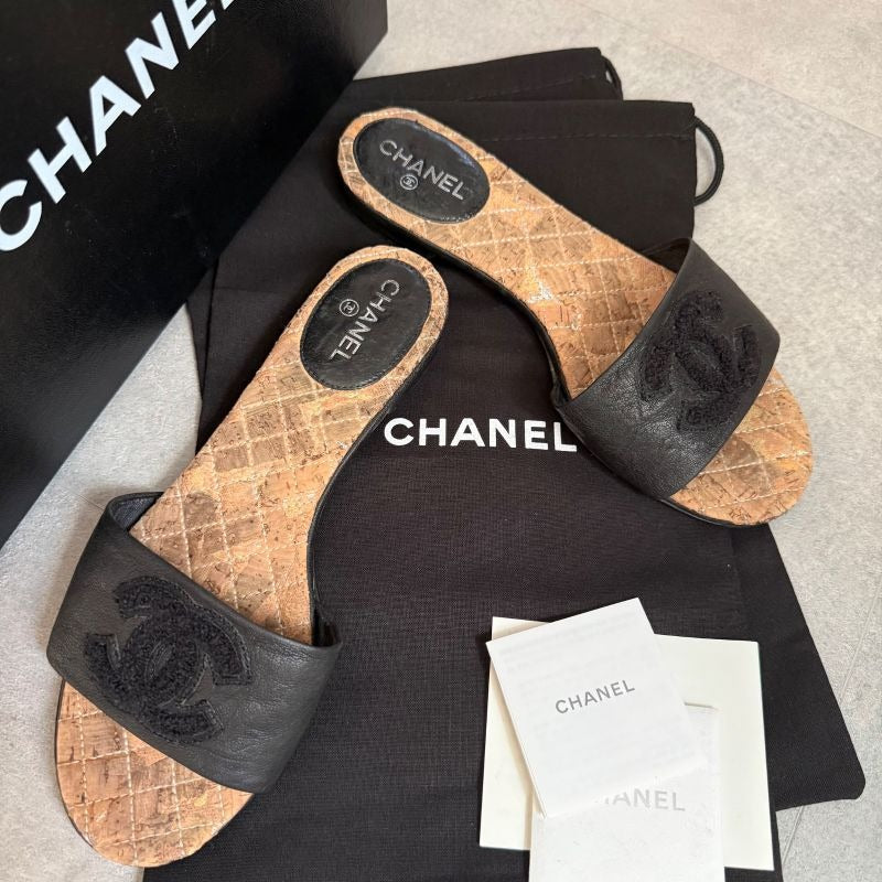 Chanel Coco Mark Leather Fur Quilted Slide Sandals Flat 35 C