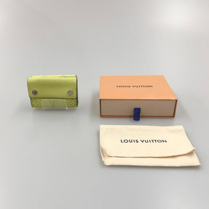 Louis Vuitton M67629 Yellow
