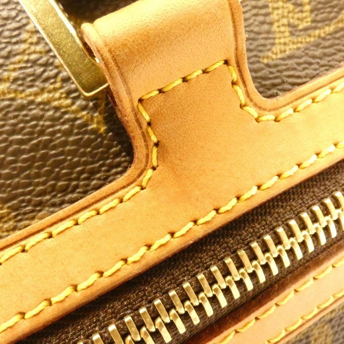 Louis Vuitton Monogram City GM Shoulder Bag — view 4