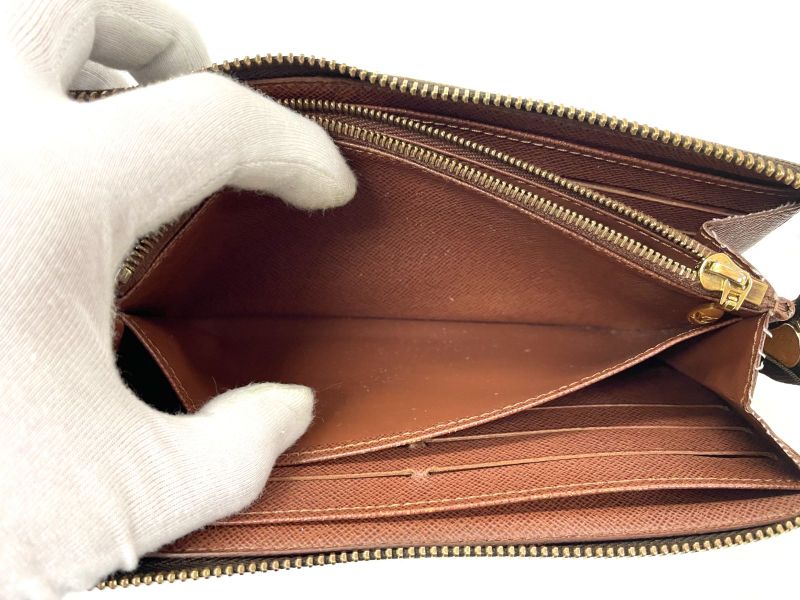 Louis Vuitton Monogram Portefeuille Astrid Zippy Wallet Long Wallet M61781