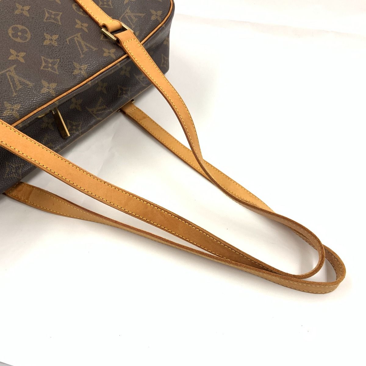 Louis Vuitton Monogram Shite GM Monogram Shite Shoulder Bag M51181 Brown