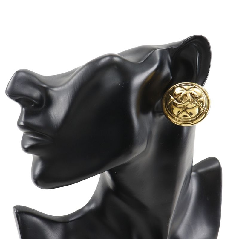 Chanel Coco Mark Matelasse Vintage Gold Plated Ladies 31g Earrings