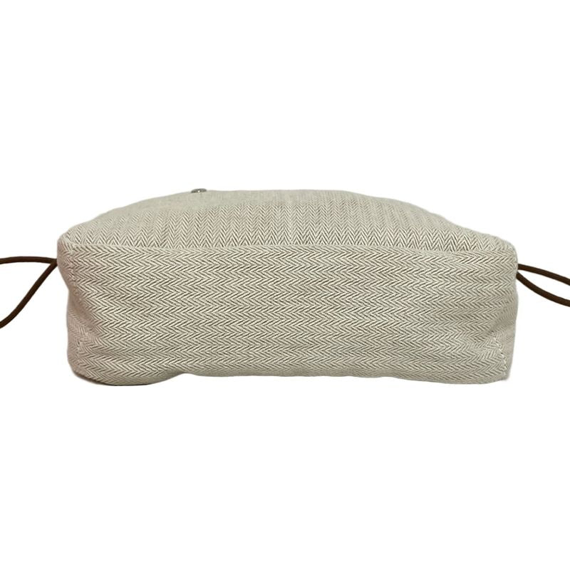 Hermes Pouch Fourbi 25 Natural X Fauve Drawstring Shape