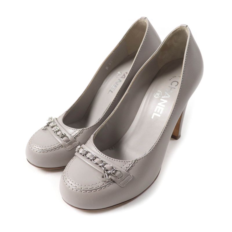 CHANEL G31145 Coco Mark Chain Decoration Round Toe Leather Pumps Grey Silver