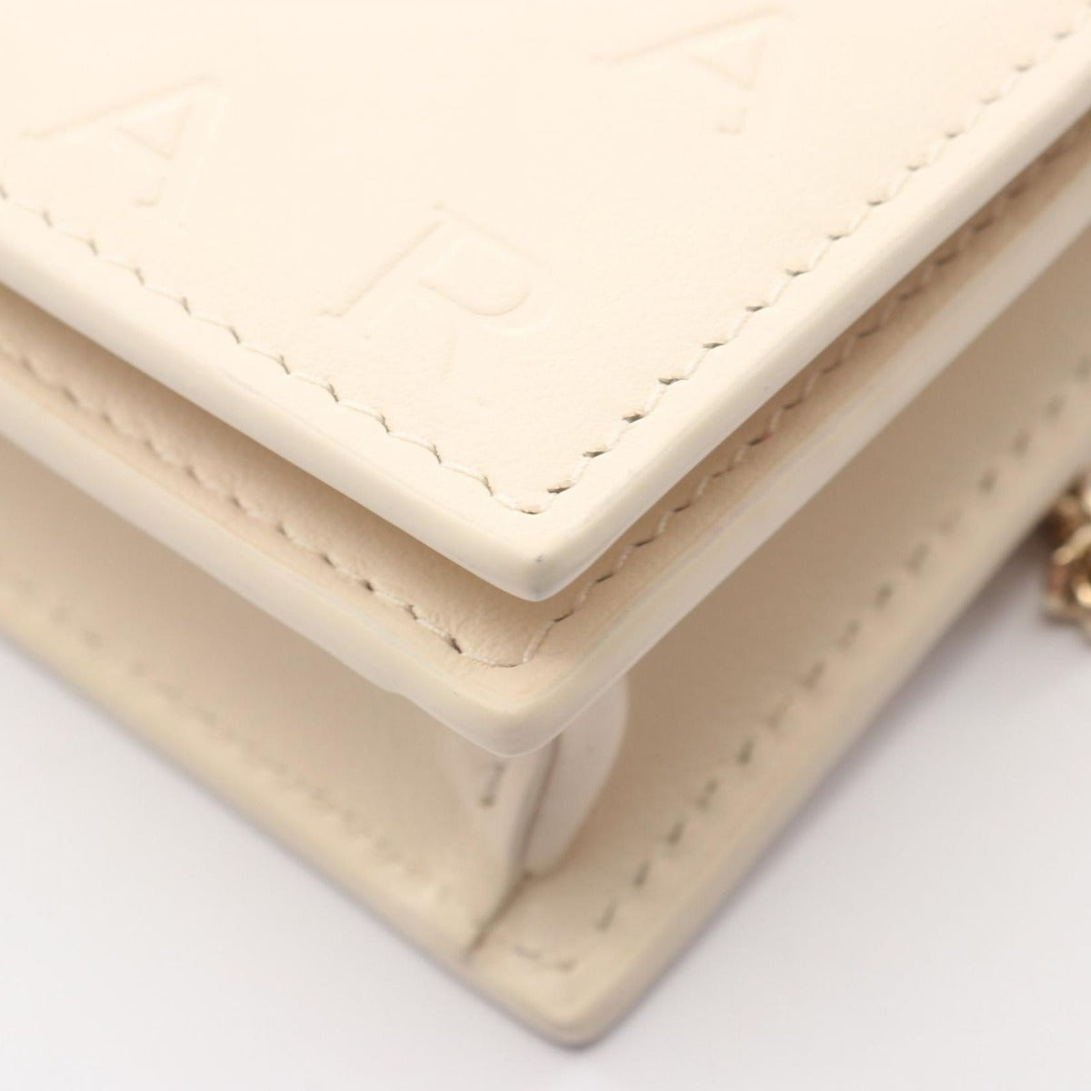 Bvlgari Shoulder Bag Infinitum Ivory Leather Logo Chain Wallet — view 5