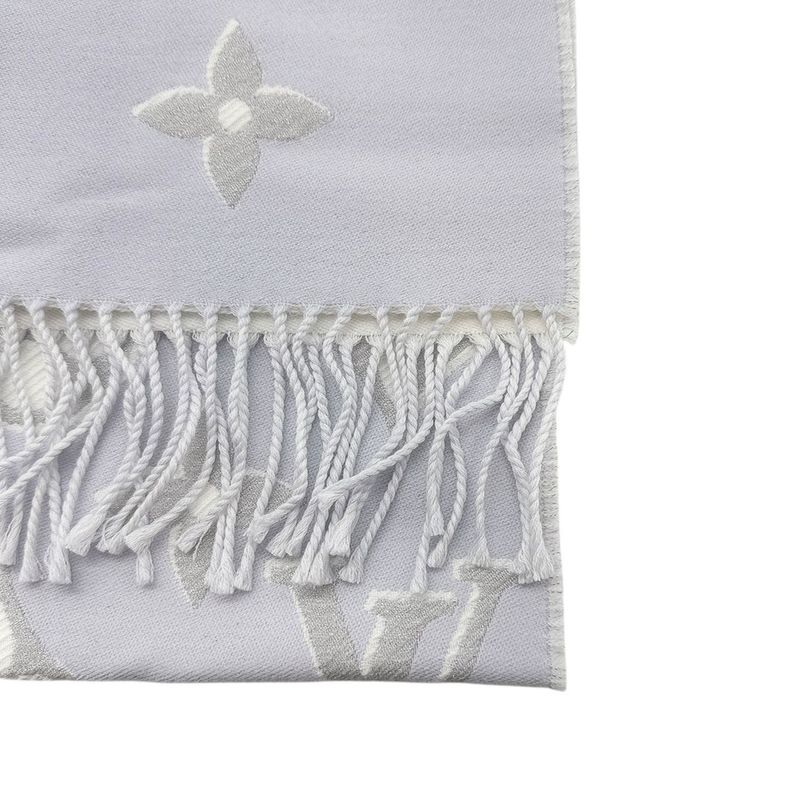 1942 Louis Vuitton Scarf LV Escential Shine M78895 Light Gray Wool Monogram