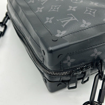 Louis Vuitton Soft Trunk Monogram Eclipse — view 13