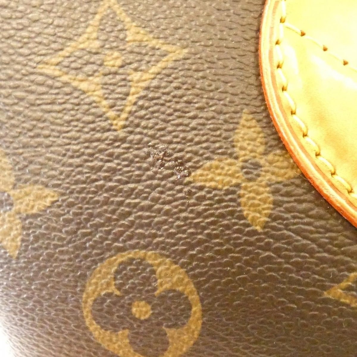 Louis Vuitton Monogram Lock It Chain Bag — view 5