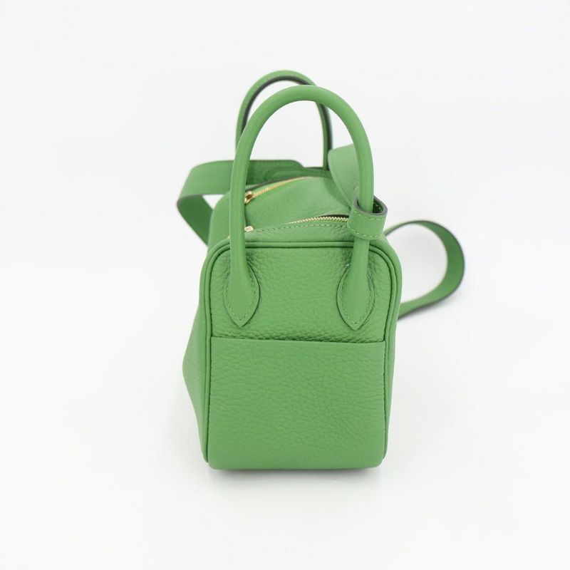 Hermes Lindy Mini 20 Veil Yucca Taurillon Clemence Shoulder Bag