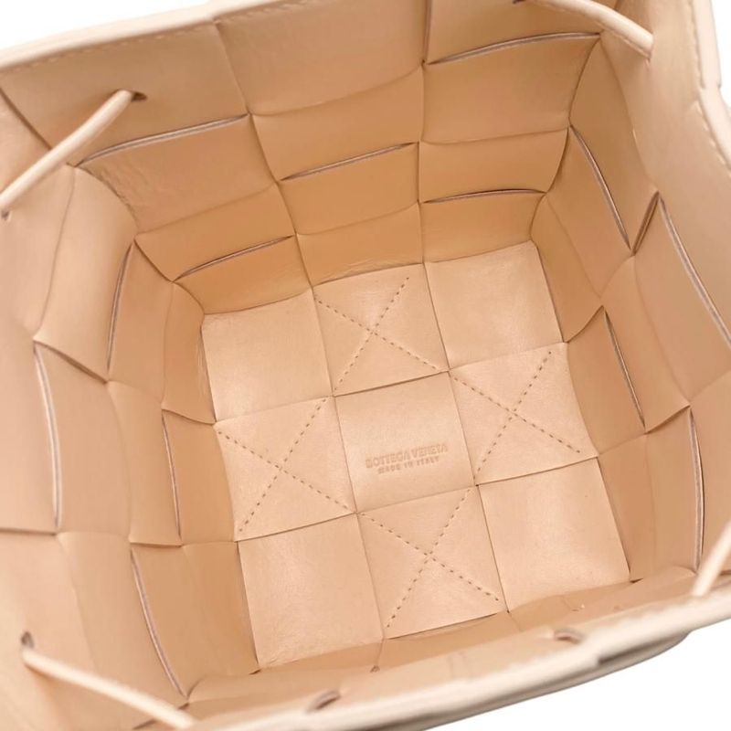 Bottega Veneta Shoulder Bag Small Cassette Bucket Bag 680218 Lambskin Pink