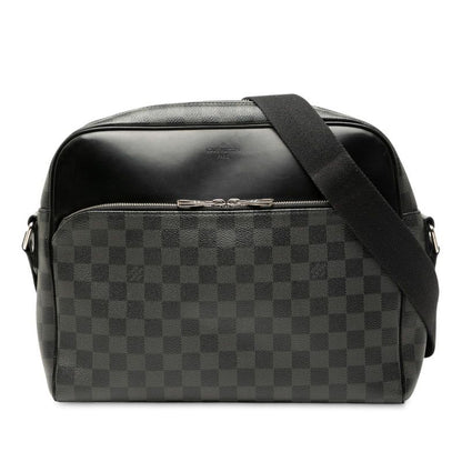 Louis Vuitton Damier Graphite Dayton MM Crossbody Shoulder Bag N41409 Black PVC